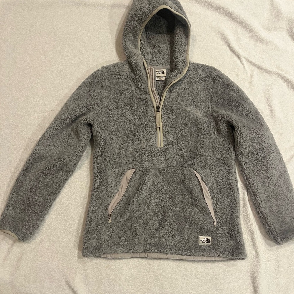 The North Face Light Gray Fleece Pullover